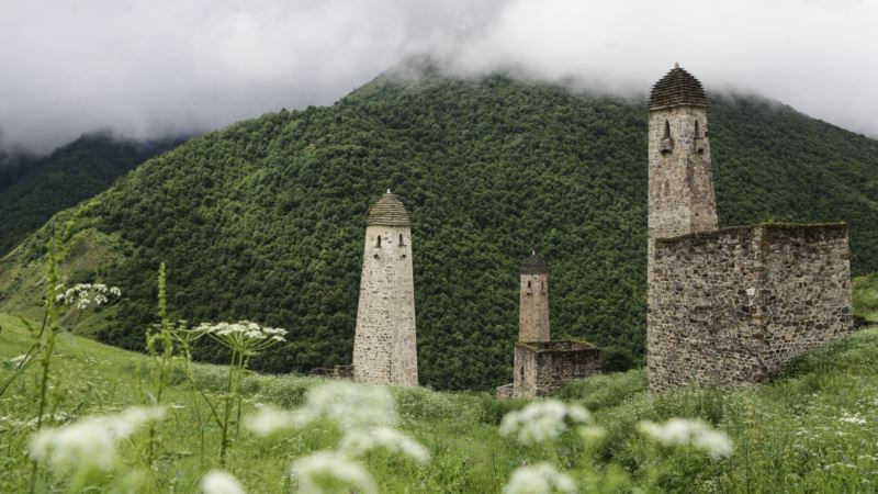 В Ингушетии задержали двух мужчин. Их подозревают в разрушении древних башен