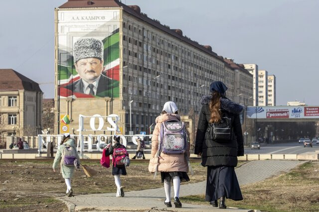 «Все посыпется, если Рамзана не станет». 10 лет назад вышла книга Джонатана Литтелла о Чечне. Мы обсудили с ним, как республика изменилась за эти годы