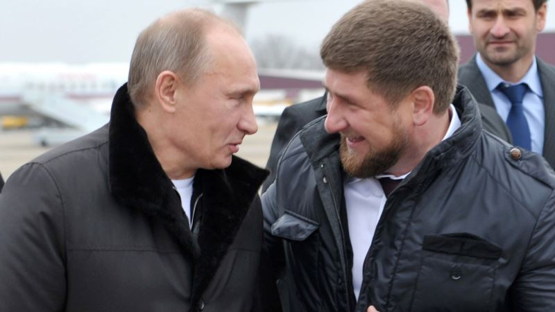 Кадыров оценил слова Путина о "мразях", создающих "группы смерти"