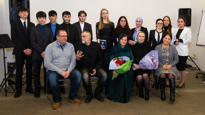 "Песни изгнанников". Чеченцы в Вене вспомнили жертв депортации