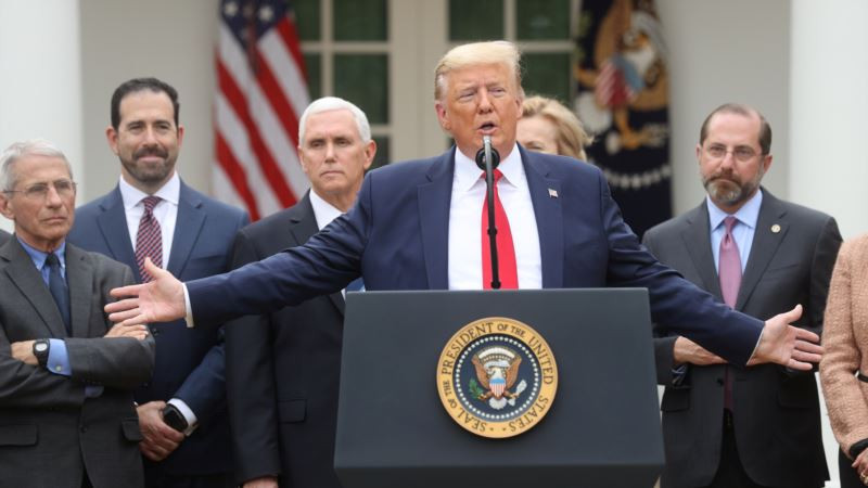Президент Трамп объявил в США чрезвычайное положение