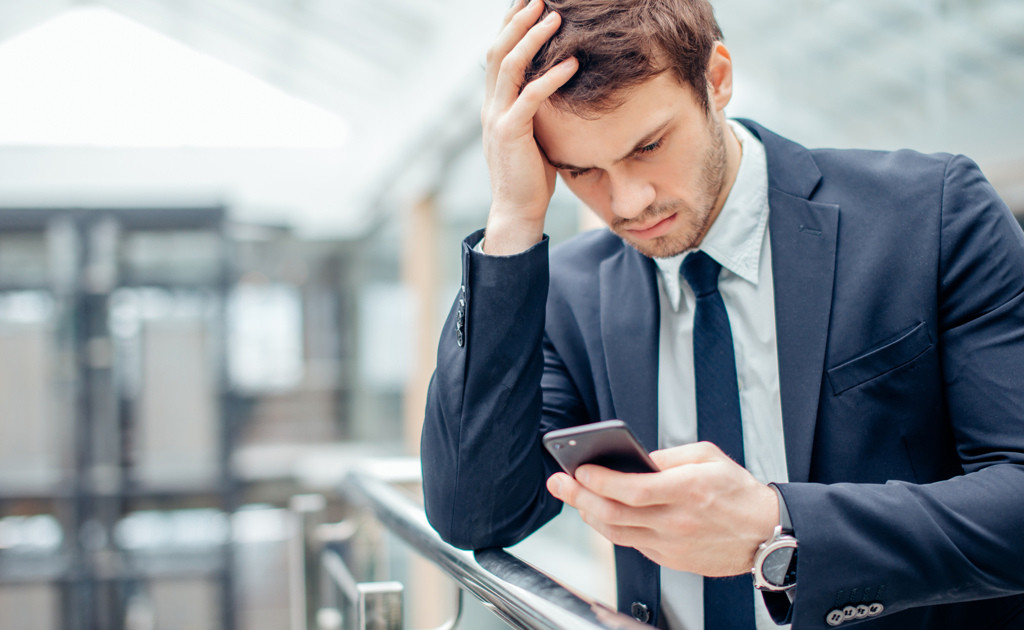 Как выглядят новые SMS от мошенников (фото)