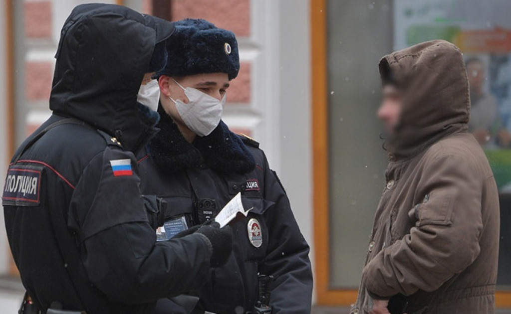 В Москве ввели цифровые пропуска для передвижения по городу. Как их получить?