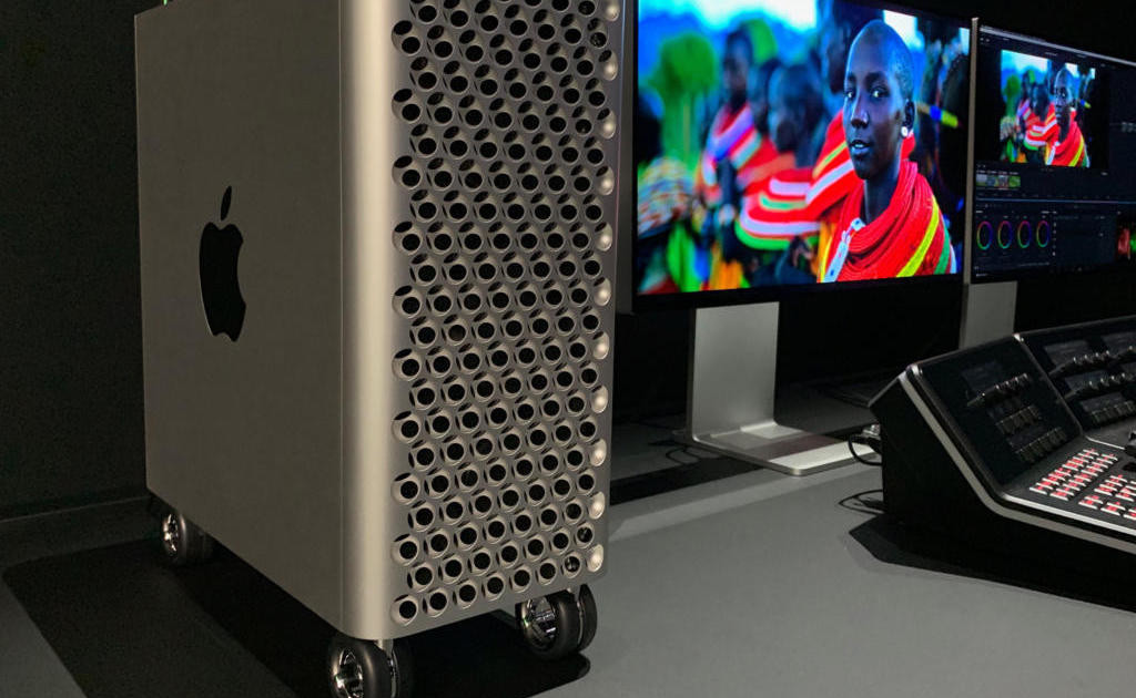 Безумие: Apple выпустила колесики для Mac Pro за 70 000 рублей