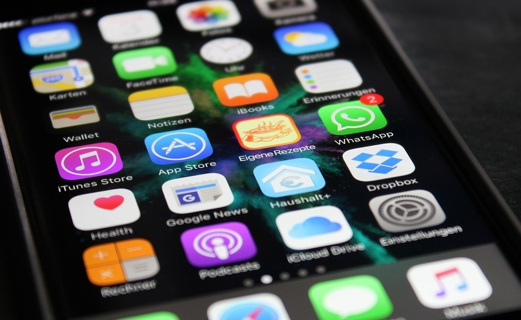 WhatsApp разрешил групповые звонки до 8 человек. Пока только в бете