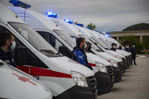 Станция скорой помощи ЧР получила ещё 12 новых реанимобилей