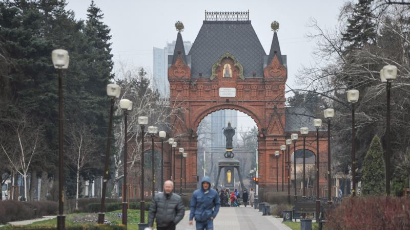 Власти Краснодарского края предложили приезжающим в регион самим оплачивать изоляцию в обсерваторе