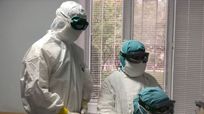 Дагестанские врачи сообщают о нехватке СИЗ и смертях коллег