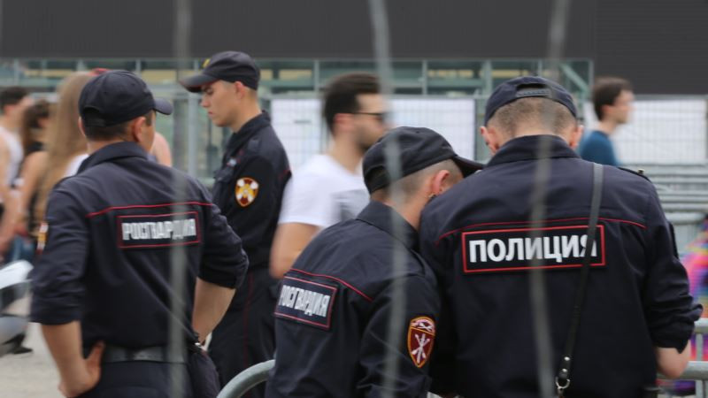 Стрелял в полицейских "беспричинно". Что известно о Ратмире Галаеве