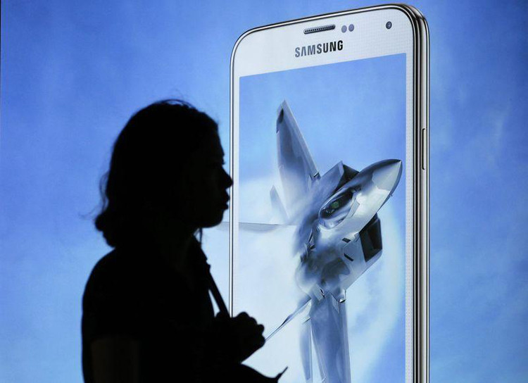 Samsung добавит систему оптической стабилизации в смартфоны среднего уровня