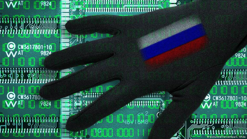 Россию обвинили в попытке украсть данные о вакцине от коронавируса