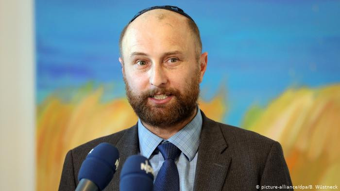 Немецкий раввин: Я прячу кипу под другим головным убором