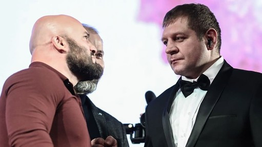 ACA 107: Емельяненко более чем на 20 кг тяжелее Исмаилова