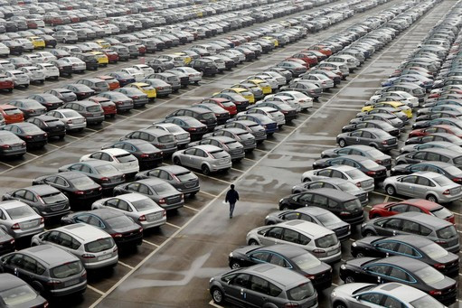 Автомобили в России подорожали на 8,9% с начала года