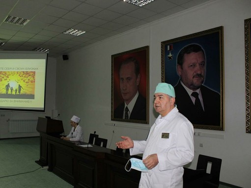 Погибший от COVID-19 врач Соип Солсаев награждён орденом Кадырова посмертно