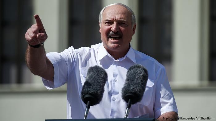 Страны Балтии объявили Лукашенко персоной нон грата