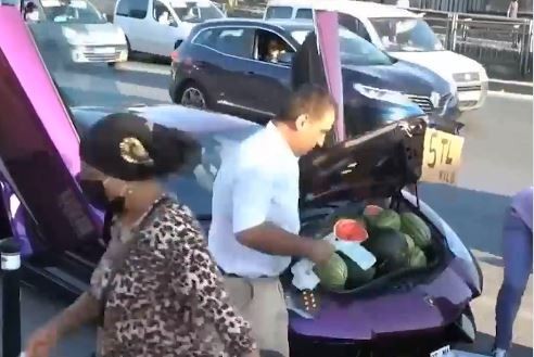 Иранец приехал на «Ламборджини» в Стамбул продавать арбузы (ВИДЕО)