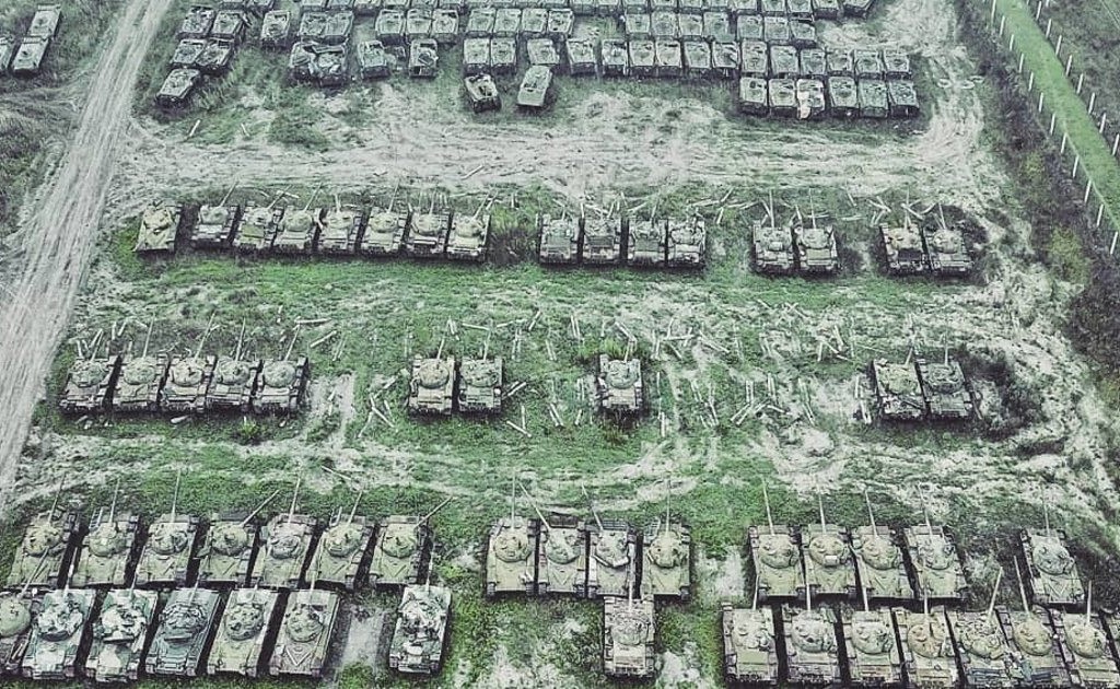Все танки попадают в лес: как выглядят кладбища военной техники