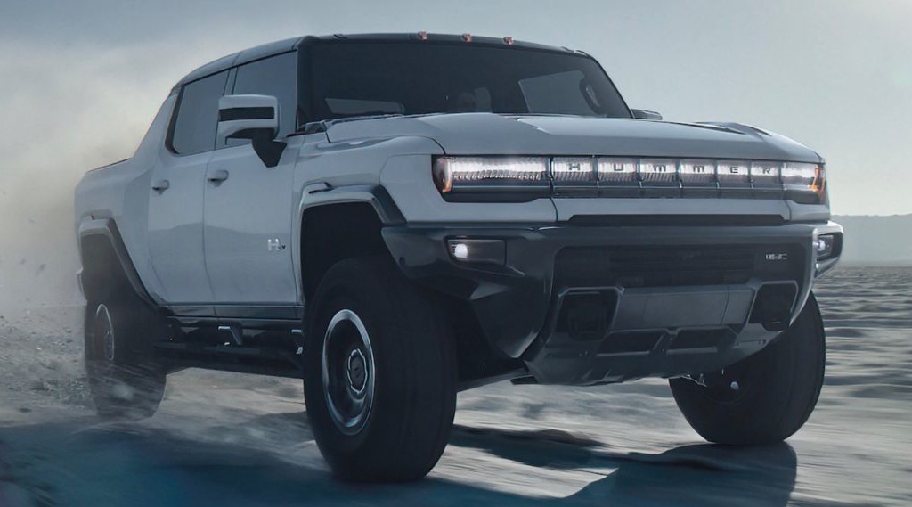 Всего за час были раскуплены все электропикапы GMC Hummer EV, которые будут выпущены в следующем году