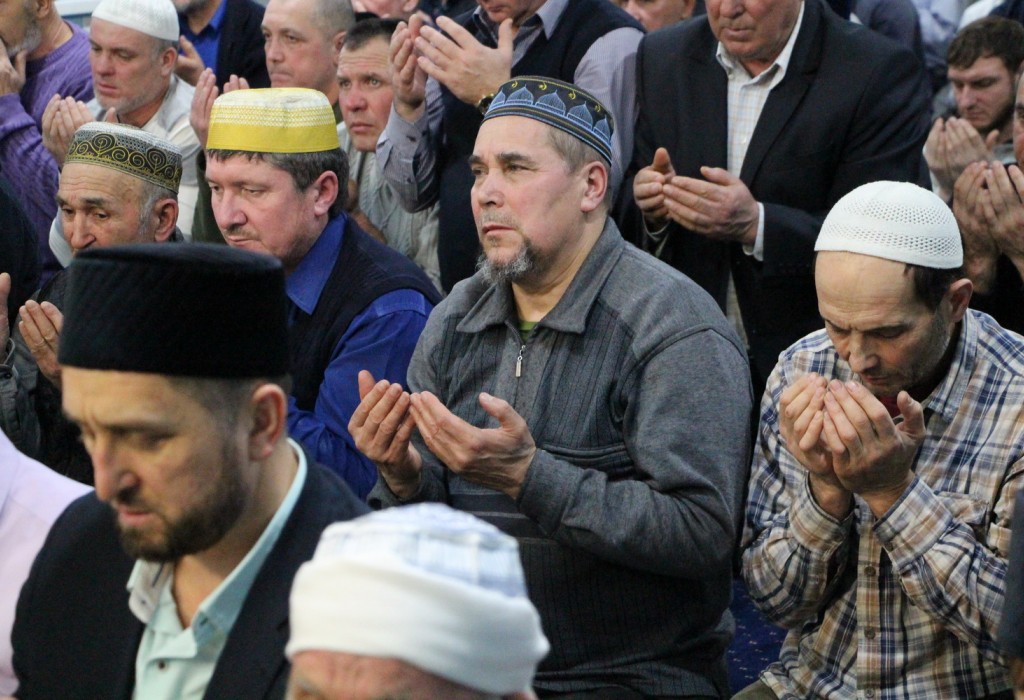 Российские мусульмане осудили использование оскорбительных терминов "исламский экстремизм" и "исламский терроризм"