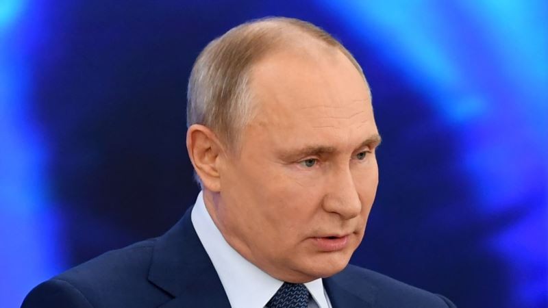 Путин прокомментировал реакцию руководства Чечни на убийство французского учителя