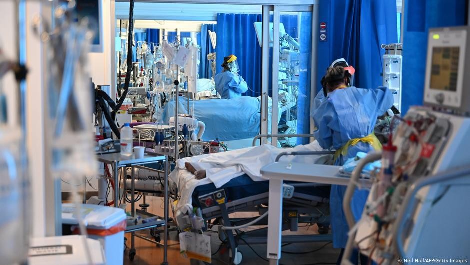 Число заражений коронавирусом в мире превысило 90 миллионов