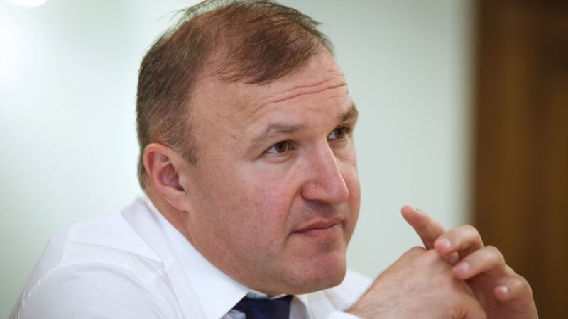 РБК: главы Адыгеи и Чечни - в лидерах по доверию губернаторам