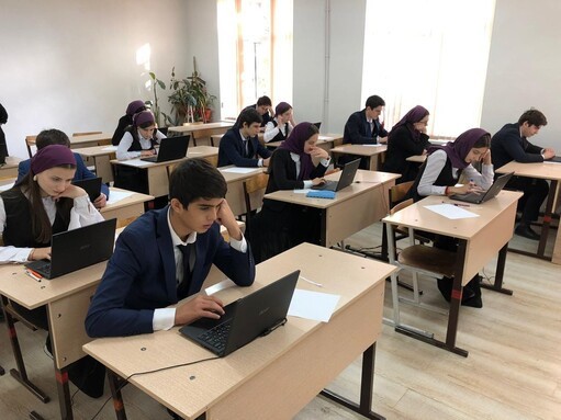 Хулимат Султанова: «Перемены в привычном учебном процессе помогут вывести образование ЧР на новый уровень»