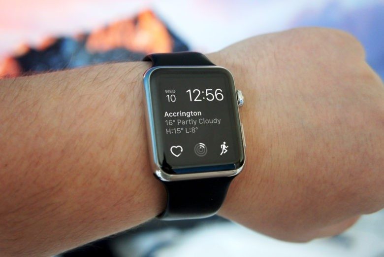Apple пообещала бесплатный ремонт Apple Watch, если они перестали заряжаться