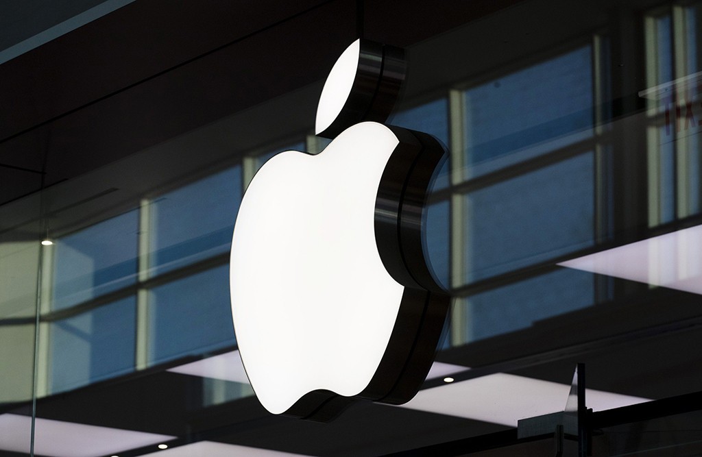 Apple подала в суд на бывшего сотрудника за передачу коммерческой тайны СМИ. Он проработал в компании 11 лет