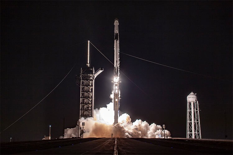 SpaceX запустила ещё 60 спутников Starlink и поставила рекорд, вернув первую ступень в девятый раз