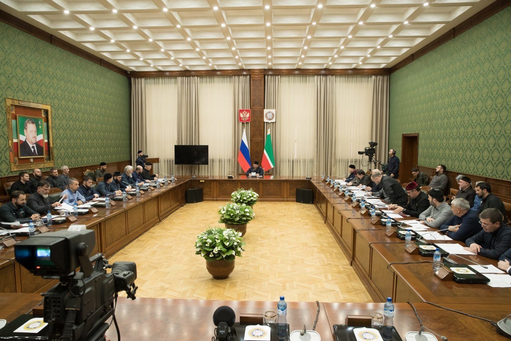 Рамзан Кадыров провел заседание Оперштаба по борьбе с COVID-19