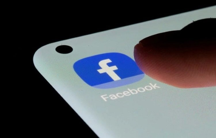 Facebook удаляет из соцсетей десятки «суперраспространителей» дезинформации о вакцинах