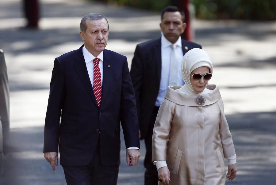 Эрдоган предложил провести референдум по хиджабу