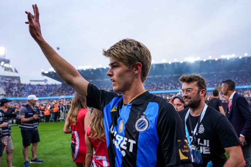 В чемпионате Бельгии по футболу зажглась первая звезда из Чечни