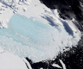 От Антарктиды откололся один из самых крупных айсбергов в истории