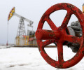 России придется снизить добычу нефти больше всех в мире