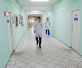 Врачам дали совет полоскать рот спиртом и капать кислоту в глаза от коронавируса