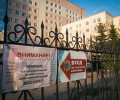 Из закрытой на карантин российской больницы сбежали врачи