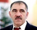 Замминистра обороны Евкуров попал в аварию в Москве