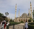 Власти Грозного грозят штрафом за прогулки несовершеннолетних после 10 вечера