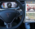 Владелец Tesla сел на свой смартфон и купил апгрейд за несколько тысяч долларов