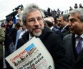 Турецкий суд заочно приговорил журналиста Джана Дюндара к 27 годам тюремного заключения