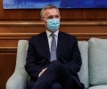 Столтенберг оценил возможность искусственного происхождения коронавируса