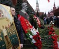 "Левада": почти половина опрошенных - за сооружение памятника Сталину