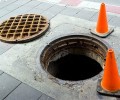 В Грозном малолетняя девочка упала в канализационный люк