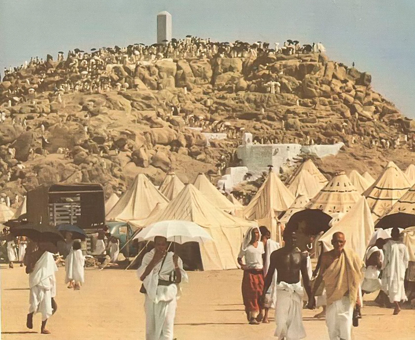 Завоевание мекки. Гора Арафат в Саудовской Аравии. Мекка 1950. Древняя Мекка. Город Мекка Саудовская Аравия в древности.